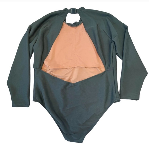 J CREW Active ribbed long-sleeve one-piece swimsuit 22 NWT - Picture 2 of 7